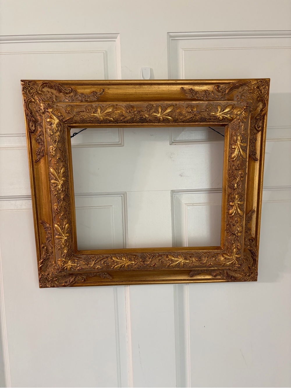 Vintage Gold Carved Botanical Berries & Vines Wood Frame